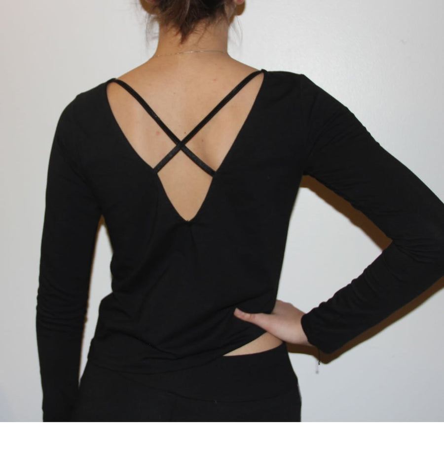 ARCADIA, long-sleeve, open-back, organic cotton, fitted yoga top